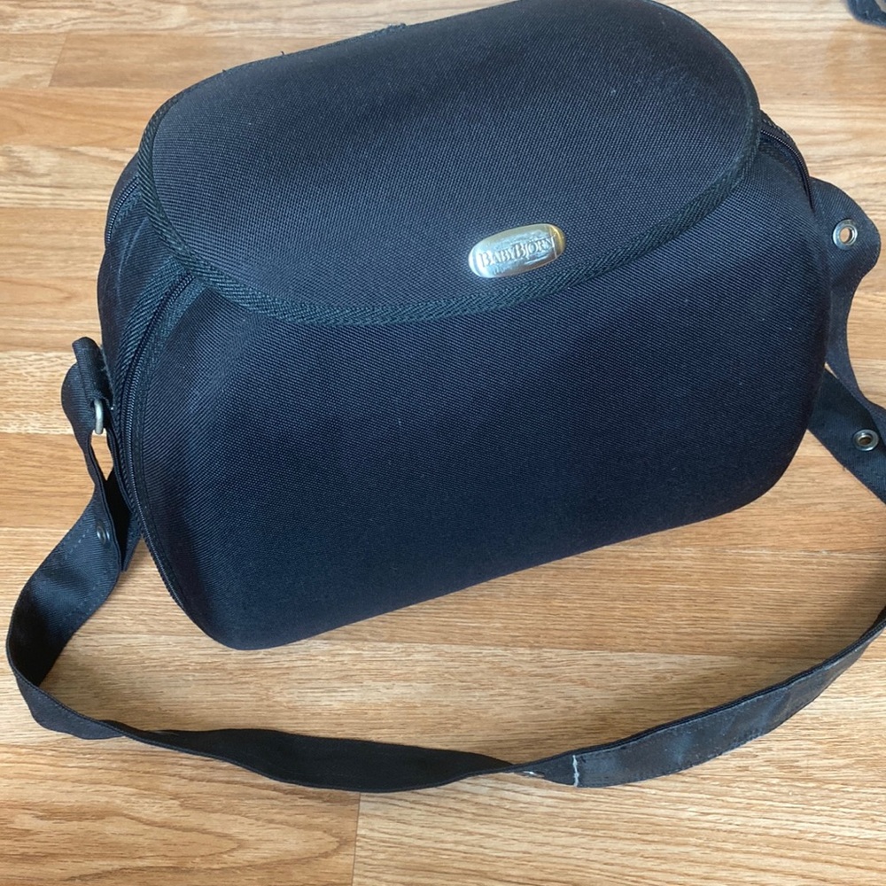 Diaper bag design by babybjorn